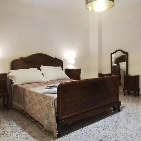 Bed & Breakfast A Casa Di Nonna Salerno