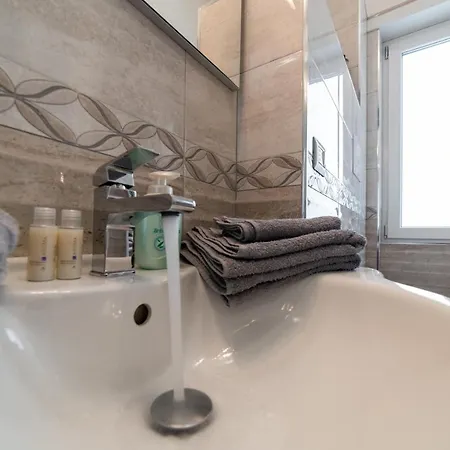 Bed & Breakfast A Casa Di Nonna Salerno